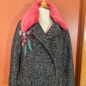Women's Herringbone Coat with Pink Collar